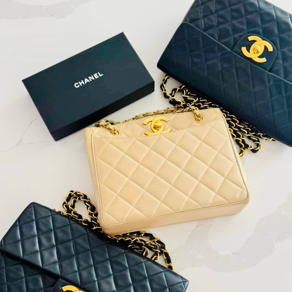 🔥Chanel Beige Quilted Tote with 24k Gold Hardware